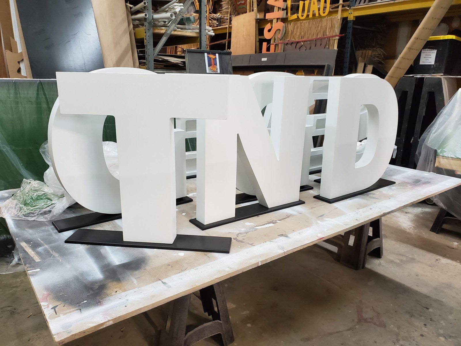 Completed set of dimensional letters